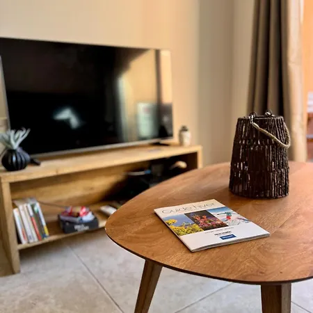 Beautiful With Pool, Golf & Beaches Saint-Raphaël