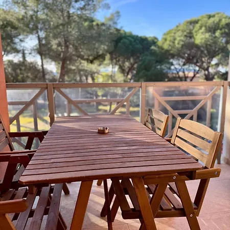 Beautiful With Pool, Golf & Beaches *