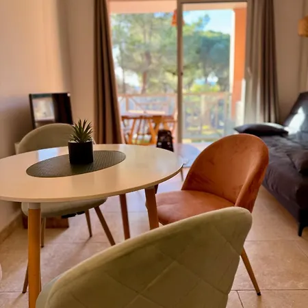 Appartement Beautiful With Pool, Golf & Beaches Saint-Raphaël